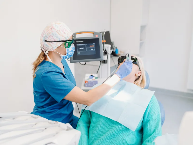 Zabieg laserowy Jarosz Stomatologia Poznań