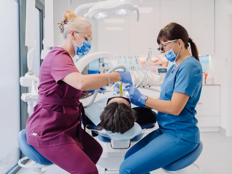 Zabieg stomatologiczny Jarosz Stomatologia Poznań